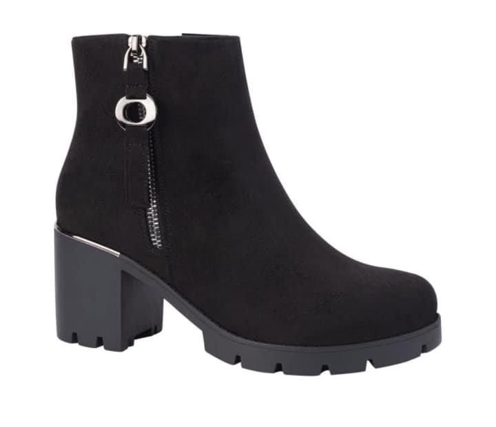 Bota Ante Suela Track Marca TIERRA BENDITA